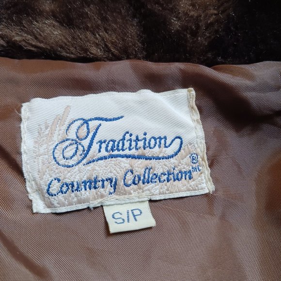 Tradition Country Collections Faux Fur Zippered Vest   Size S - Picture 7 of 11